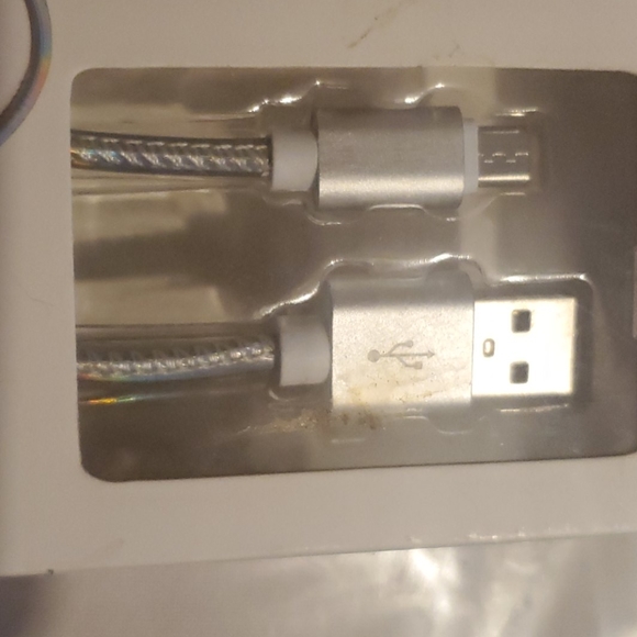 Micro USB charger - Picture 3 of 3